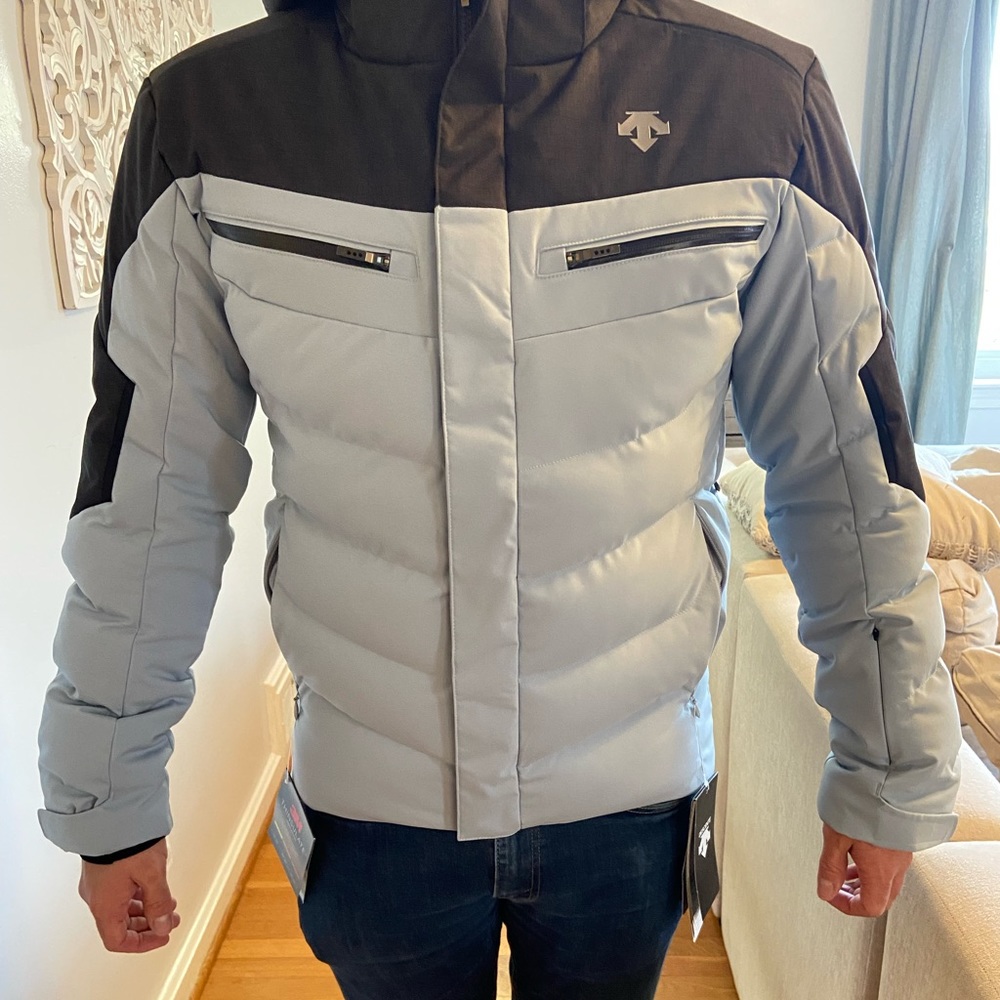 Descente Winnton Jacket Medium - NWT